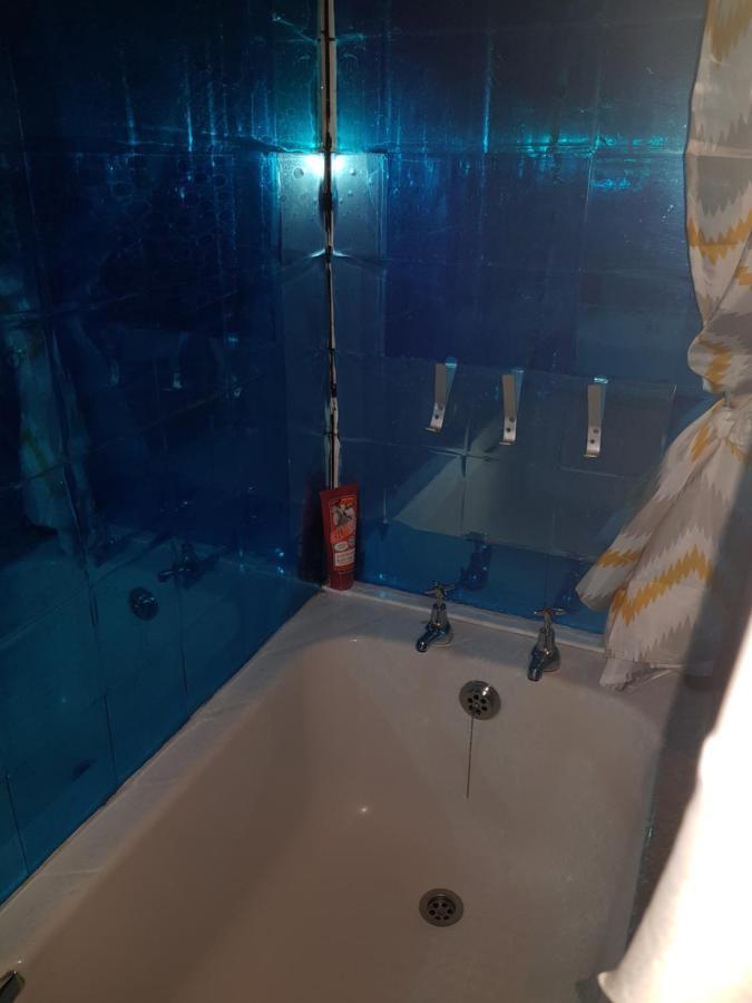 Vivid Apartment Бирмингам Екстериор снимка