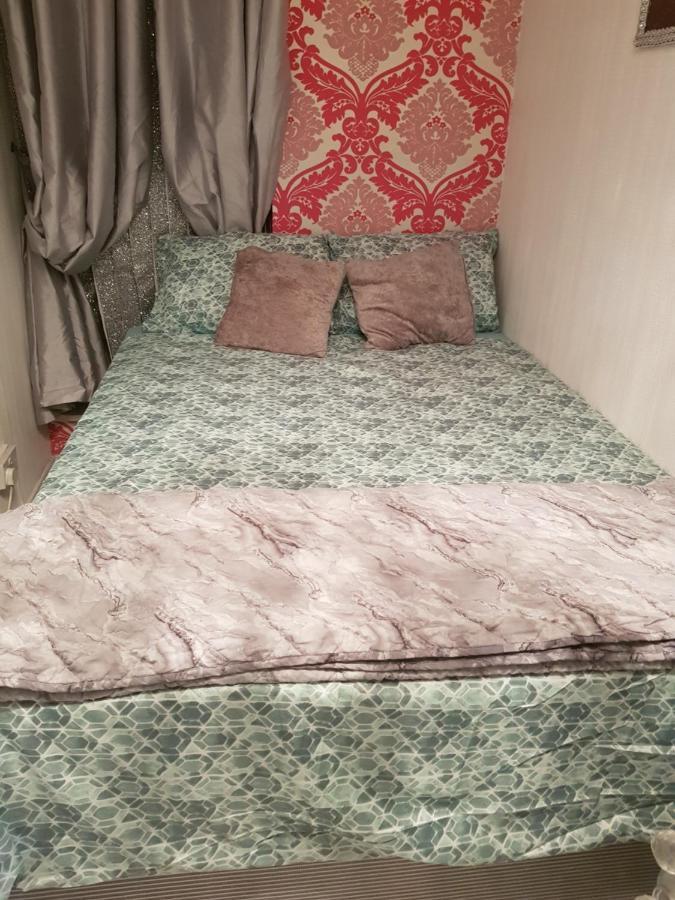 Vivid Apartment Бирмингам Екстериор снимка